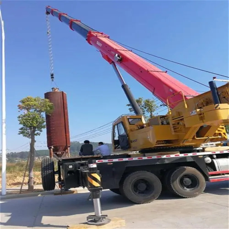 老新镇80吨吊车出租多少钱